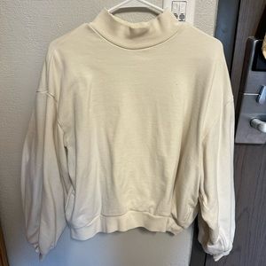 Levi’s Turtle Neck Sweater (medium)
